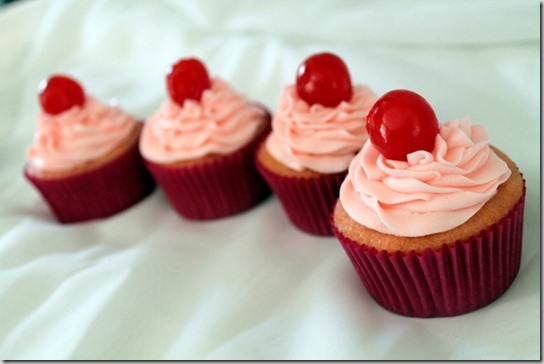 cherry almond vanilla cupcakes (5)
