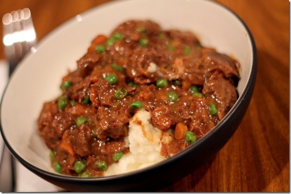 beef stew with mashed potatoes
