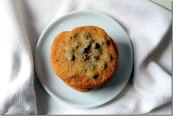 THE best Soft & Chewy Chocolate Chip Cookies