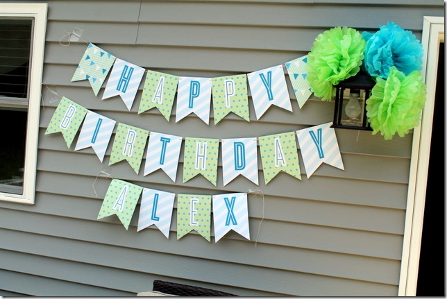 Minted Blue Big Top Circus Party Décor